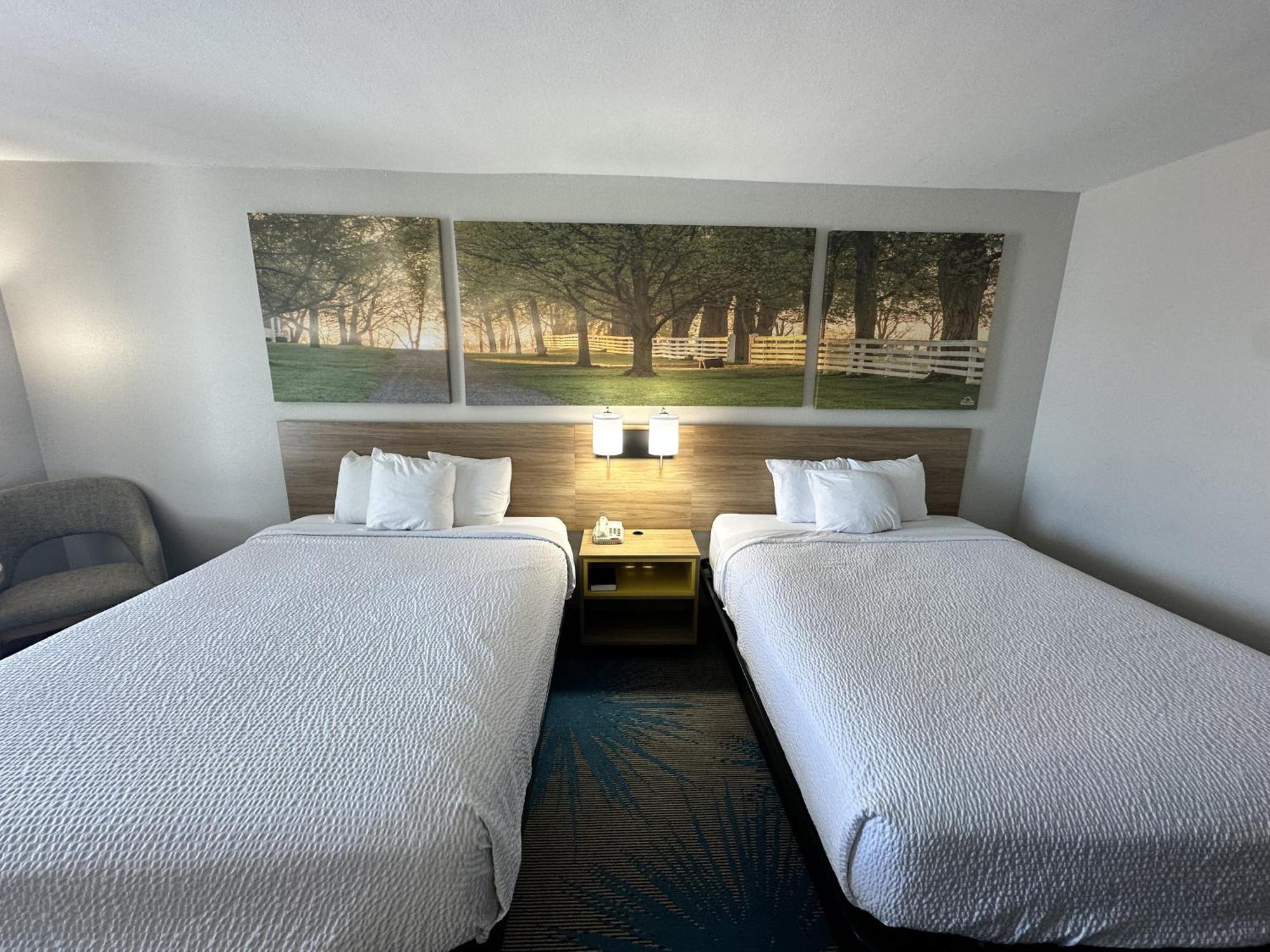 Days Inn By Wyndham Adel I-75 Eksteriør bilde