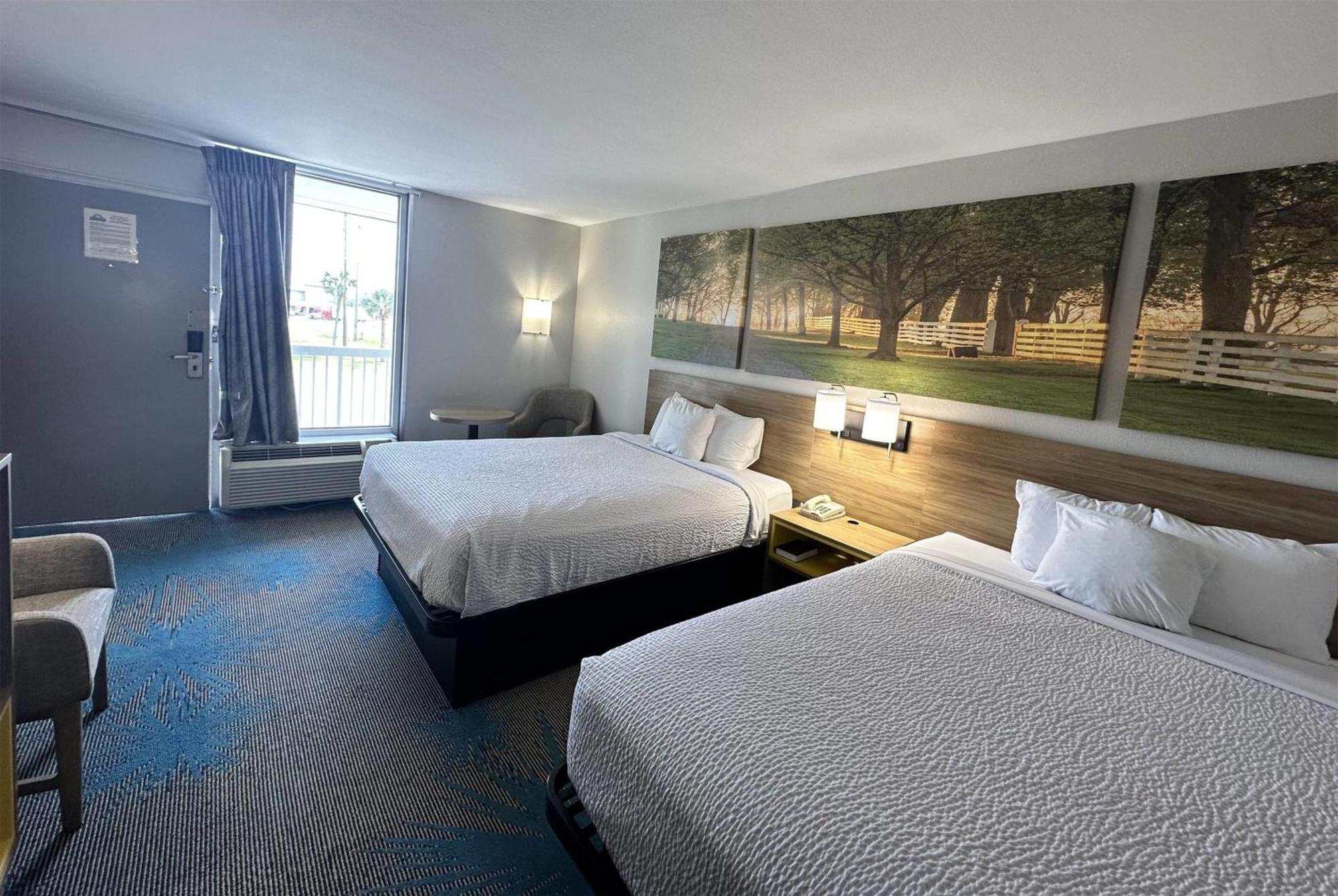 Days Inn By Wyndham Adel I-75 Eksteriør bilde
